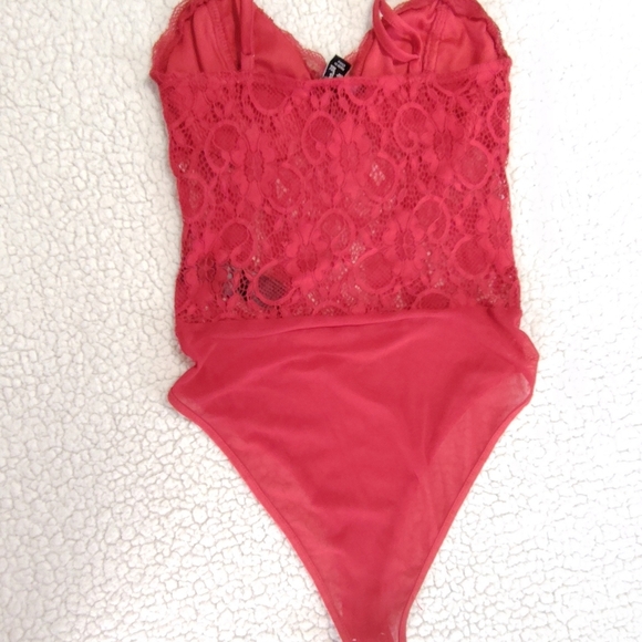 Lace Bodysuit Red, NEW LOOK xs-s - Picture 2 of 5